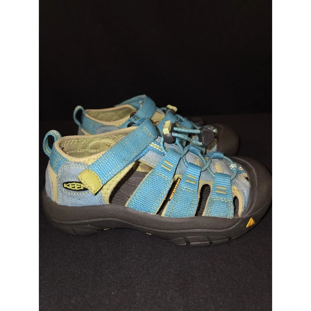 keen newport kids‎ youth size 2 shoes green wateproof athletic sandals